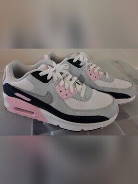 NIKE AIR MAX 90 New Without Box!